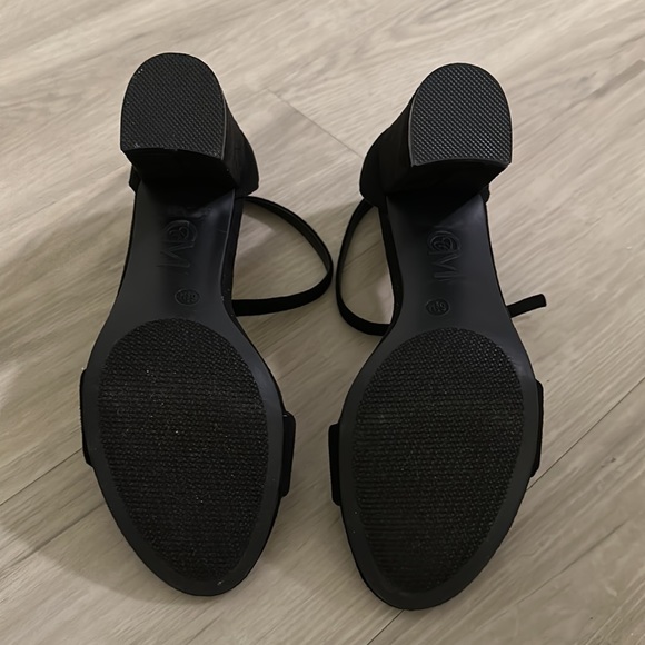 Chelsea Moreland Glory Microsuede Ankle-Strap Black Heels - Picture 3 of 3